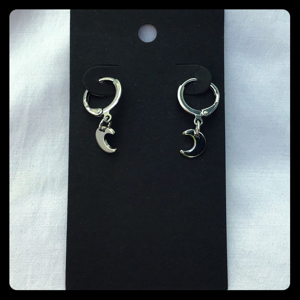 dangle earrings